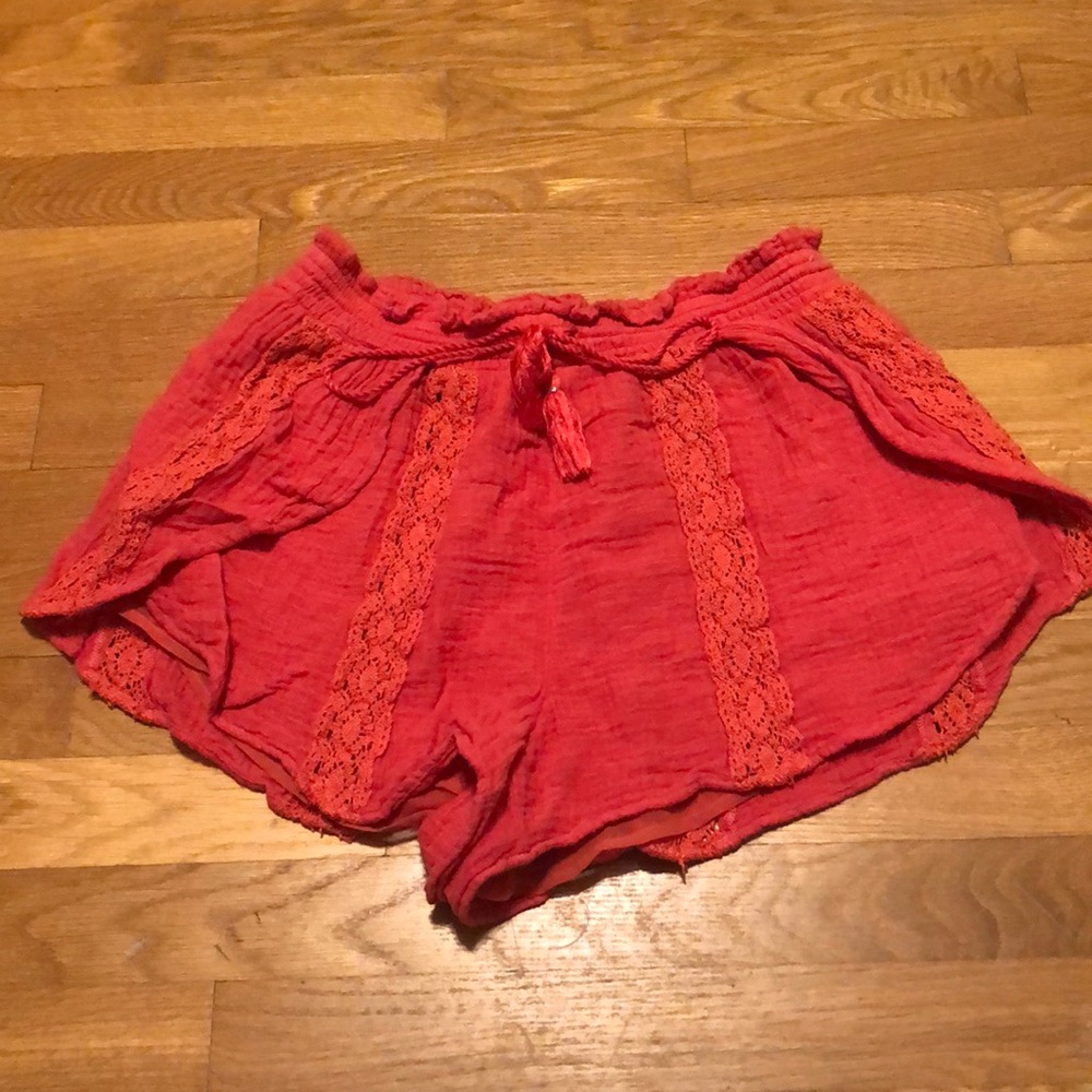 Flowy shorts
